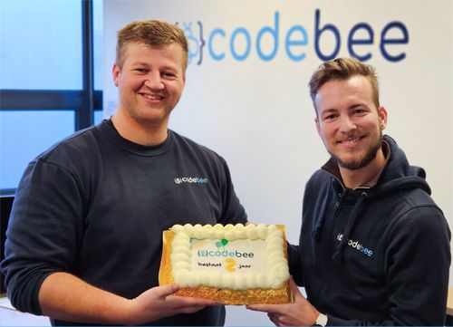 CodeBee 2 jaar